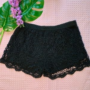 Crochet Black Shorts❤️